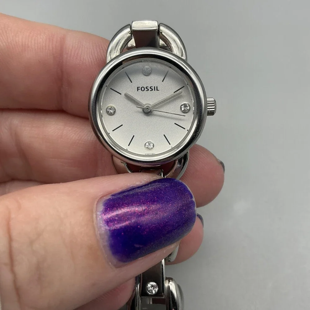 Fossil Women Watch 22mm Silver Tone Stainless Crystals ES-2561 New Battery 6.25